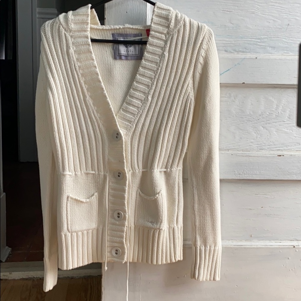 Button down Esprit sweater with hood